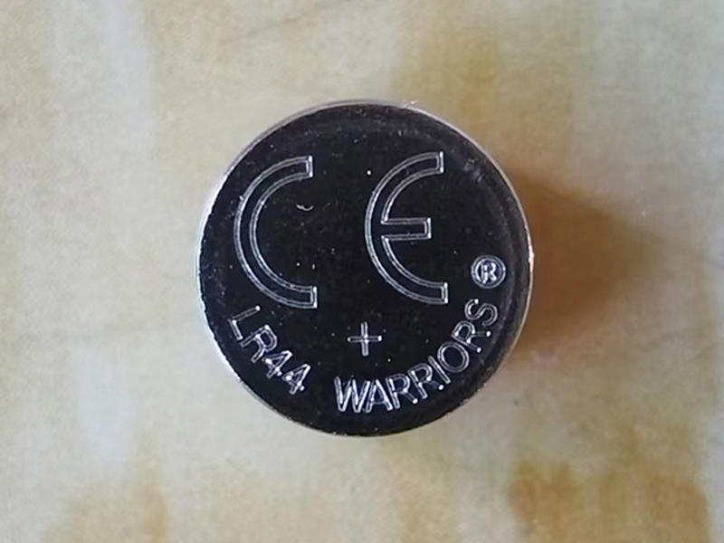 Vollständige Analyse der LR44-Batterie: Größe, Verwendung und Vorsichtsmaßnahmen